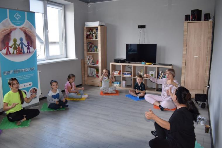 За підтримки уряду Німеччини для ВПО з Луганщини створили Центри підтримки сім’ї 