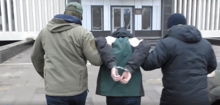  ФСБ затримала двох мешканців окупованої Луганщини за підозрою у шпигунстві