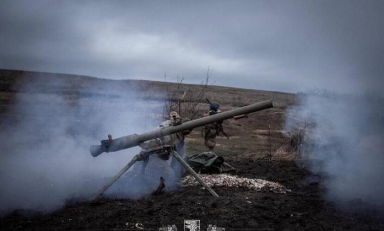 Окупанти били по селах Луганщини з авіації та артилерії