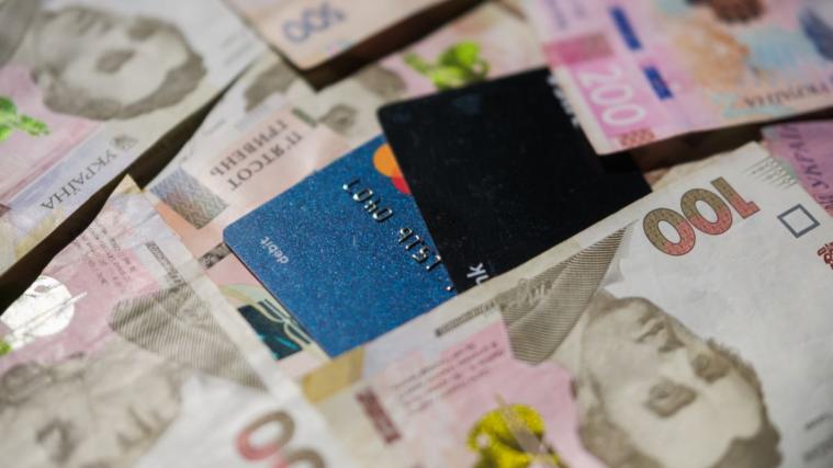 Уряд продовжив виплати ВПО ще на пів року