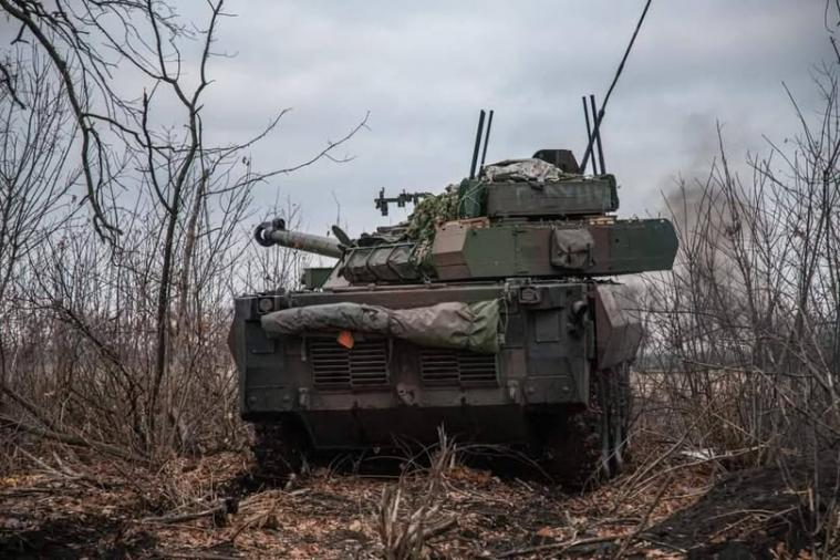 З Новолюбівки, яку атакують окупанти, вивезли останніх цивільних, - Лисогор