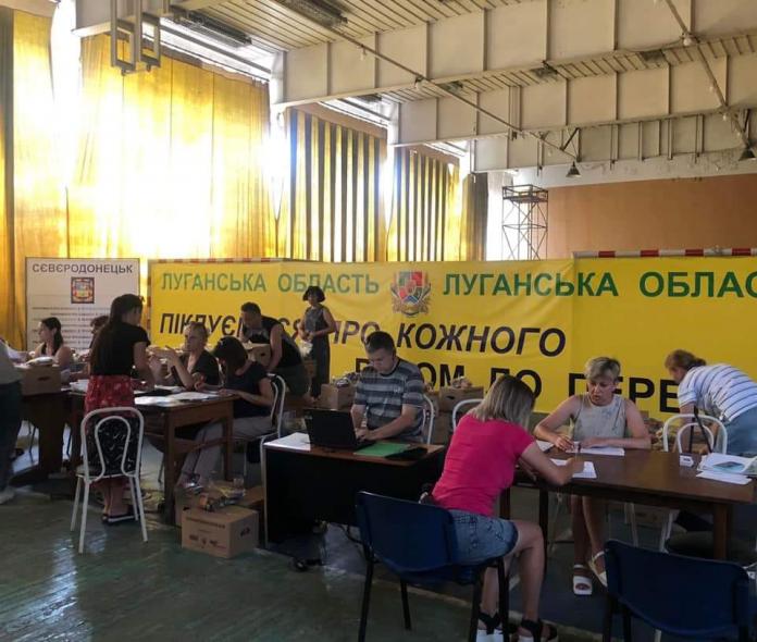 У Дніпрі сіверськодонецьким ВПО видаватимуть продукти від благодійників