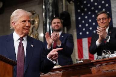 Команда Трампа закликала Україну прийняти депортованих із США громадян третіх країн, - WP
