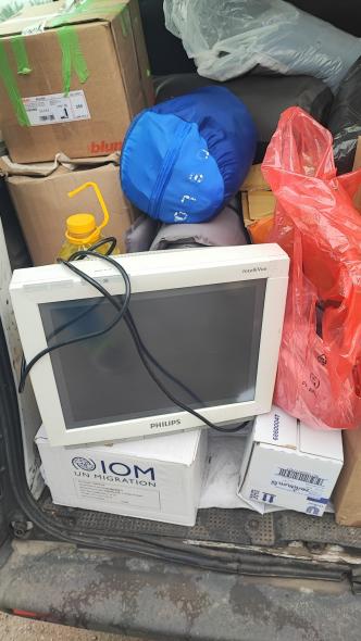 Луганчани передали допомогу військовому шпиталю