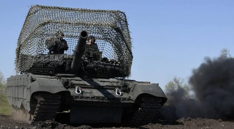 На Луганщині росіяни намагалися поцілити з усього наявного озброєння