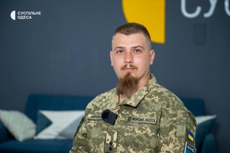 “Це моя земля. Я буду за неї гризти горло”, — морпіх з Луганщини, який пройшов полон, про мотивацію служити