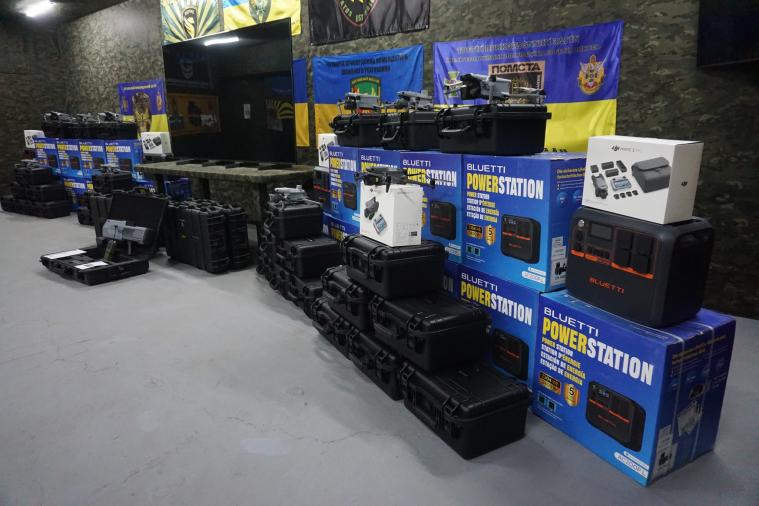 Засоби РЕБ, дрони й зарядні станції: Луганщина допомогла прикордонникам з оснащенням