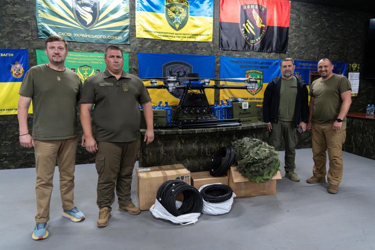 Гайдай передав допомогу «Помсті»