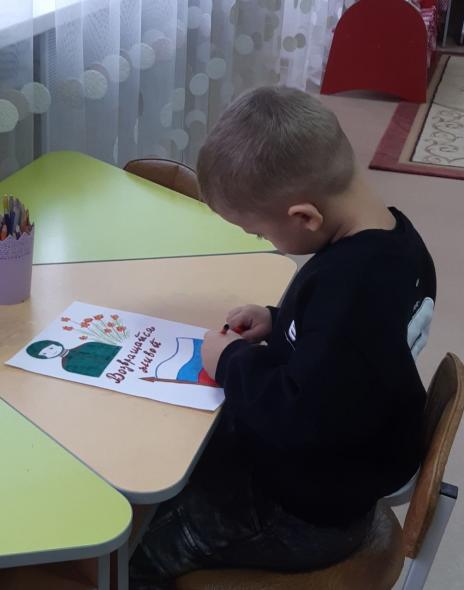 Сіверськодонецьких малюків у яслах-садочку змусили писати вітальні листи загарбникам