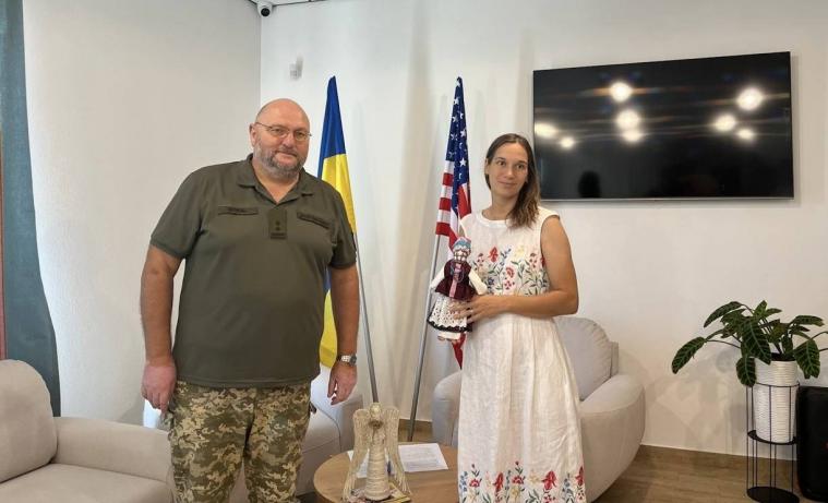 Житло для ВПО: Кремінська громада та БФ «Чудо містечко» підписали меморандум для підтримки переселенців