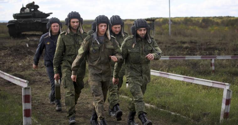 Примусова мобілізація на окупованій Луганщині: перша партія резервістів вже у навчальних центрах Примусова мобілізація на окупованій Луганщині: перша партія резервістів вже у навчальних центрах