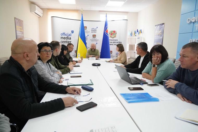 Громади Луганщини допомагатимуть приймаючим територіям у створенні пунктів обігріву, – Харченко