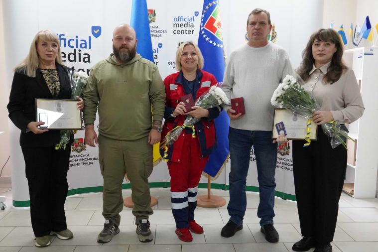Почесне звання, відзнаки та медаль: четверо луганчан отримали державні нагороди