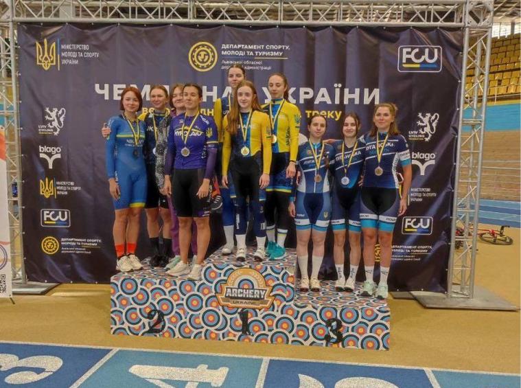 Луганські спортсменки вибороли три медалі на чемпіонаті України з велоспорту Луганські спортсменки вибороли три медалі на чемпіонаті України з велоспорту