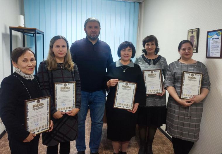 «За плідну працю та професіоналізм»: у Дніпрі відзначили сіверськодонецьких працівників культури