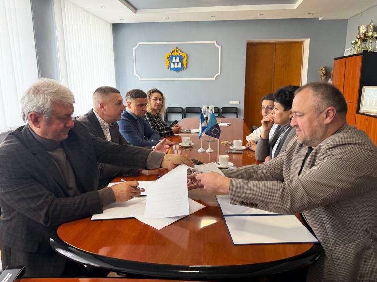 Рубіжанська громада отримала партнера у рамках проєкту «Пліч-о-Пліч. Згуртовані громади»