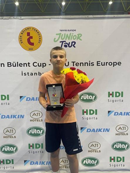 Сіверськодончанин виграв у тенісному турнірі у Стамбулі