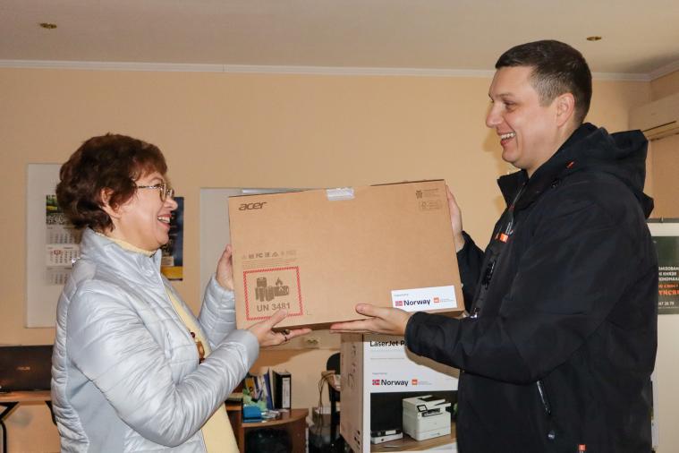 Норвегія надала техніку сіверськодонецькому ЦНАПу