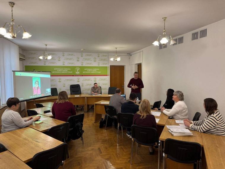 Представник Луганщини увійшов до складу ради ВПО районної адміністрації Києва Представник Луганщини увійшов до складу ради ВПО районної адміністрації Києва