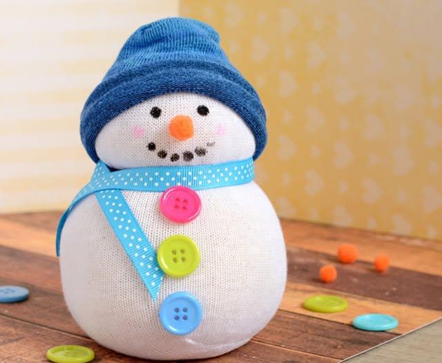 Луганський хаб у Києві проведе виставку дитячих новорічних робіт (РЕЄСТРАЦІЯ)