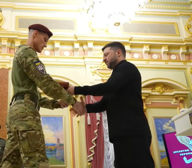 Студента луганського вишу відзначили другим орденом «За мужність»