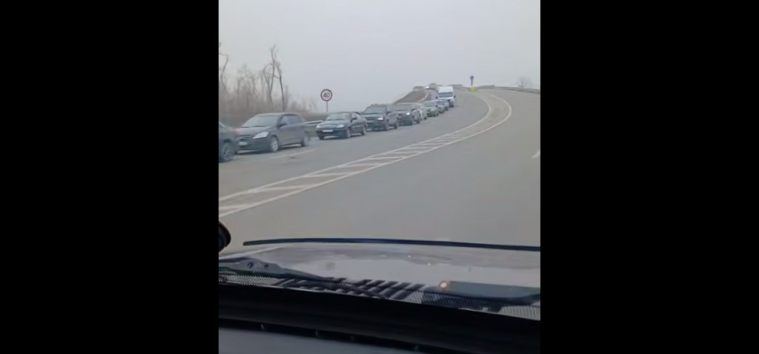 ЛОВА: Посилені перевірки знову спричинили черги на кордоні окупованої Луганщини та рф