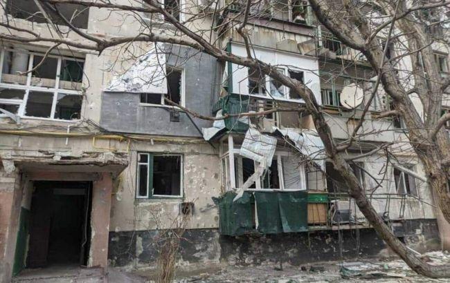 ЛОВА: Жителям понівечених міст на Луганщині не дають придбати пальне для генераторів