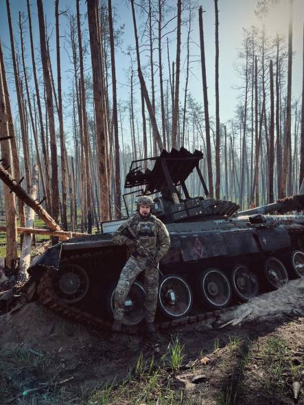 Підполковнику Володимиру Жданову, який брав участь у боях за Луганщину, присвоїли звання Героя України