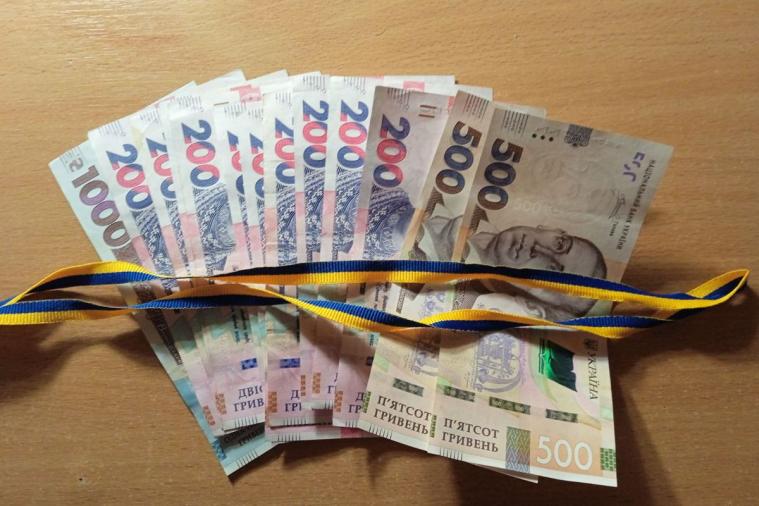 Яку допомогу надає захисникам Сіверськодонецька громада: гід по виплатах-2026