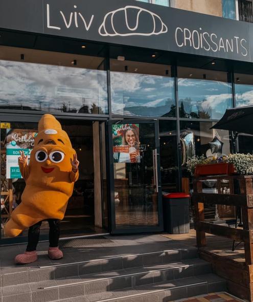 Кафе, аптеки та спортклуб: окупанти виявили «безхазяйні» приміщення у Сіверськодонецьку