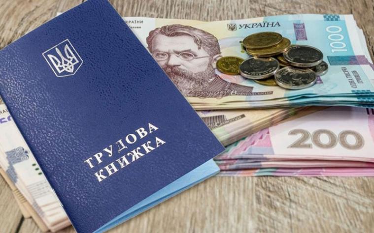 Підтримка працевлаштування ВПО: які програми діють у громадах Луганщини Підтримка працевлаштування ВПО: які програми діють у громадах Луганщини