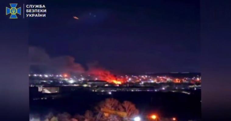 СБУ показала удари по місцях базування окупантів на Луганщині (ВІДЕО)