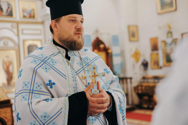 «Ще у 2005 році я набив собі тризуб»: історія ігумена Іоана з Луганська