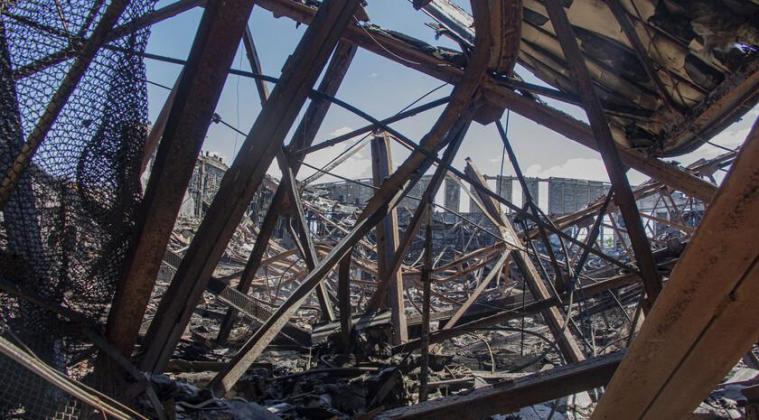 Окупанти зібралися реконструювати Льодовий палац, який самі знищили