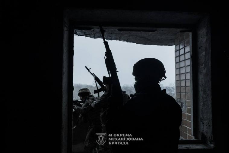 Окупанти намагалися просунутися поблизу десятьох населених пунктів