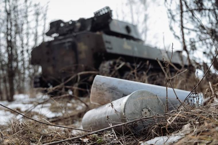 На Луганщині ворог вів вогонь зі ствольної артилерії 