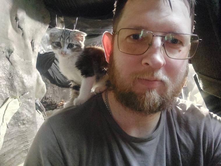 Родом з Луганщини: історія офіцера, який 343 дні був на «нулі»