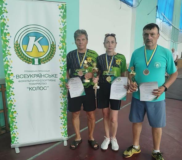 Креміняни вибороли призові місця на всеукраїнських змаганнях з настільного тенісу