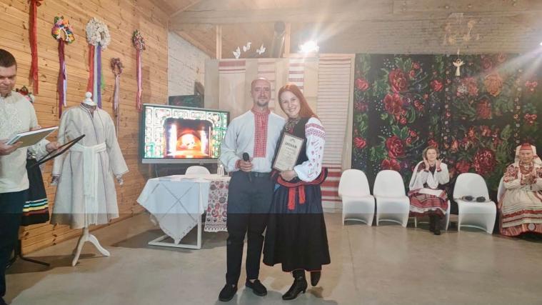 Майстриня з Луганщини посіла призове місце на конкурсі на найкраще відтворення автентичного костюма