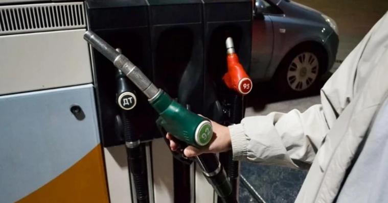 На окупованій Луганщині посилили обмеження на продаж бензину, а у Лисичанську знову проблеми з водопостачанням