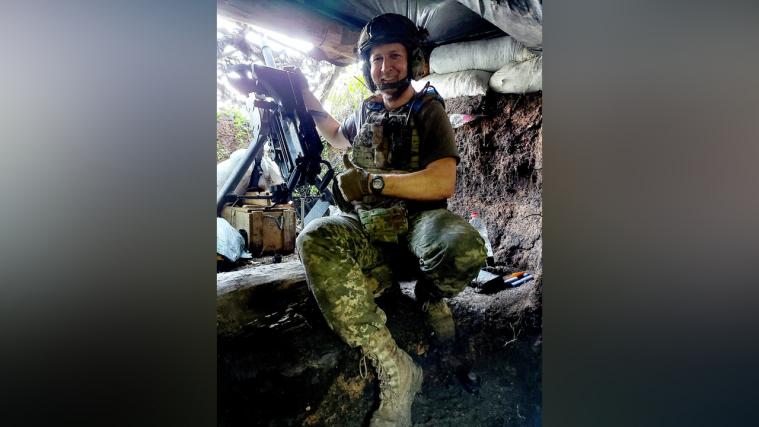 Офіцеру з Луганщини, який 343 дні був на «нулі», присвоїли звання «Герой України»