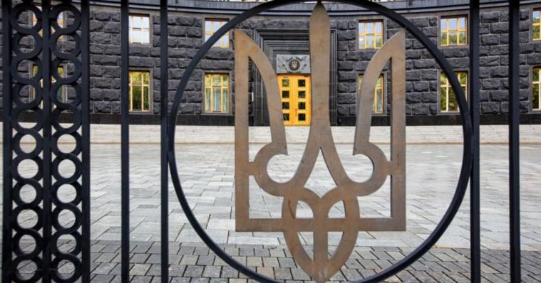 Від тимчасового розміщення до «сталих житлових рішень»: плани уряду щодо ВПО