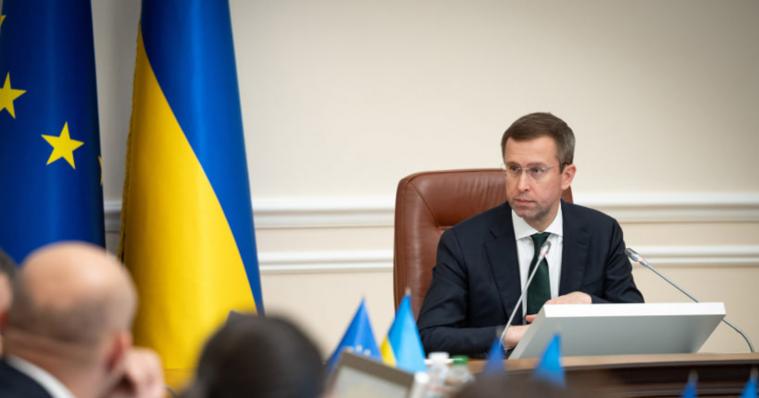 Уряд спрямував 4,9 млрд грн на відновлення громад, які постраждали від бойових дій або прийняли багато ВПО Уряд спрямував 4,9 млрд грн на відновлення громад, які постраждали від бойових дій або прийняли багато ВПО