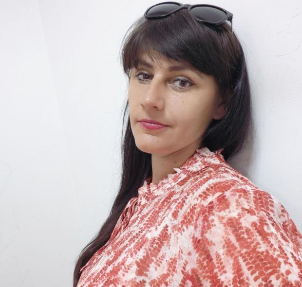 Гачок у сумці й нове життя на Хмельниччині: історія майстрині з Луганщини Гачок у сумці й нове життя на Хмельниччині: історія майстрині з Луганщини