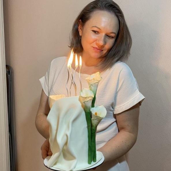 Від Лисичанська до Києва: як під час війни кондитерка Анна Пунтус відновила справу та відкрила новий бізнес