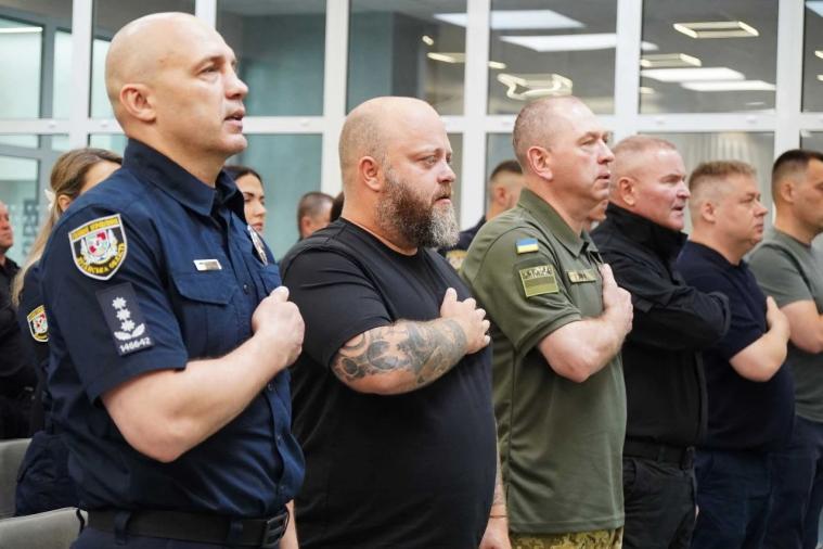 Поліцейських Луганщини відзначили державними та відомчими нагородами до професійного свята Поліцейських Луганщини відзначили державними та відомчими нагородами до професійного свята