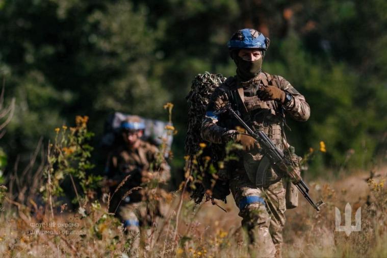 На Луганщині росіяни били з артилерії та мінометів 
