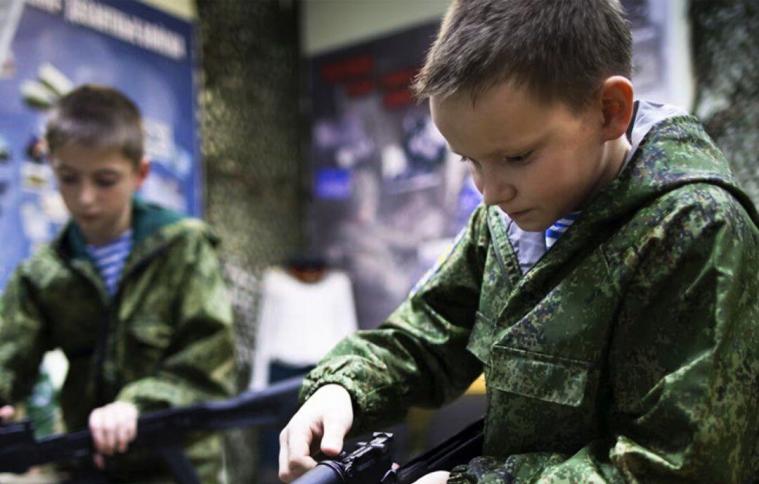 ЛОВА: На окупованій Луганщині медична криза, а у школах проводять «олімпіаду» з військовим ухилом ЛОВА: На окупованій Луганщині медична криза, а у школах проводять «олімпіаду» з військовим ухилом