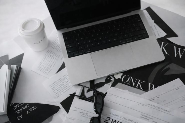 Хто такий графічний та SMM-дизайнер: що роблять і які перспективи професії у 2026 році