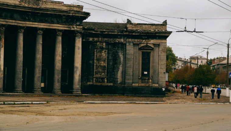 Артем Артемов